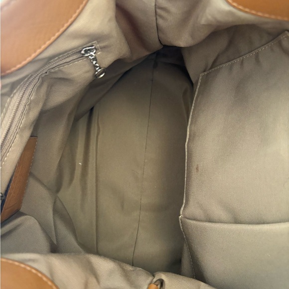 Vintage Coach Hampton Hobo Bag - Picture 9 of 9